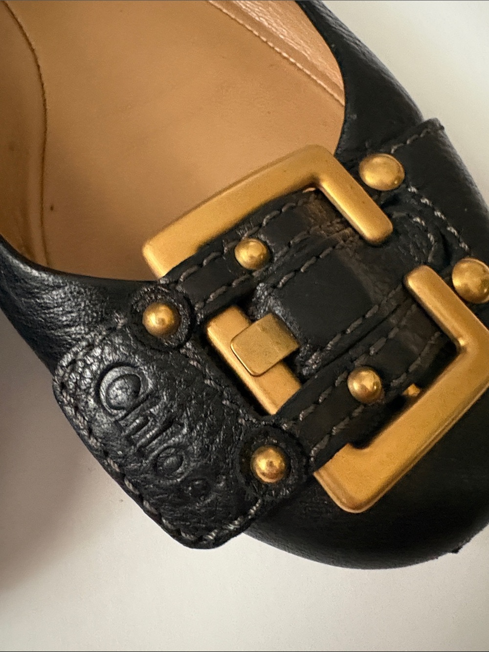 Chloe’ black pebbled leather flats goldtone buckle Sz 5.5-6 - Picture 2 of 8